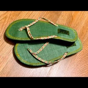Vintage straw flip flops FREE SHIPPING